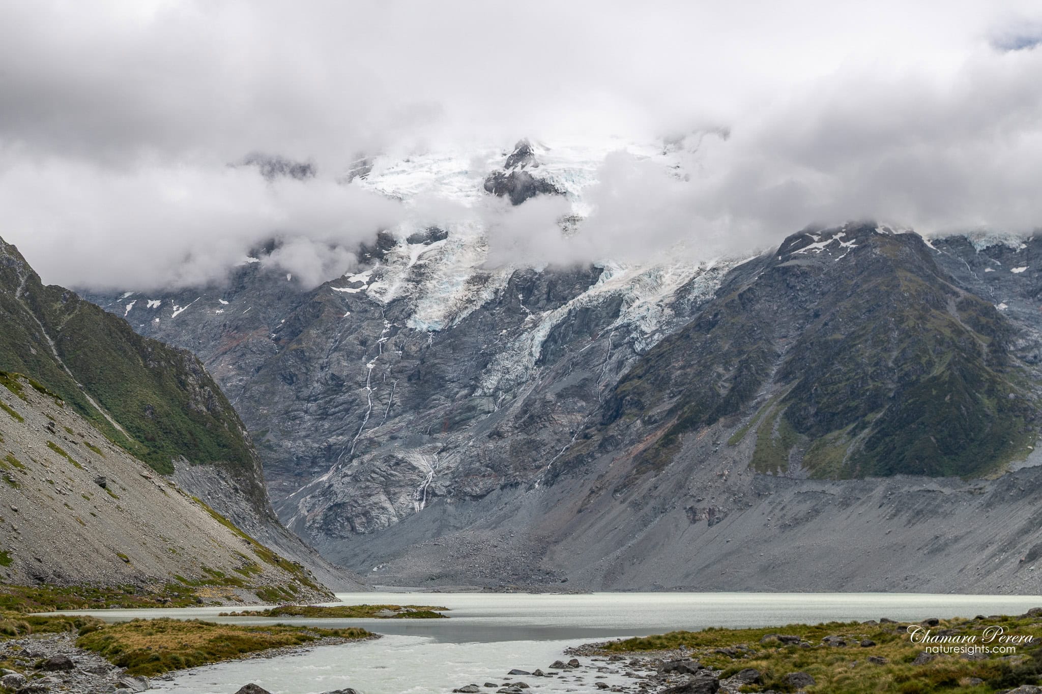 Hooker Lake Mount Cook National Park with glaciers and mountains New Zealand